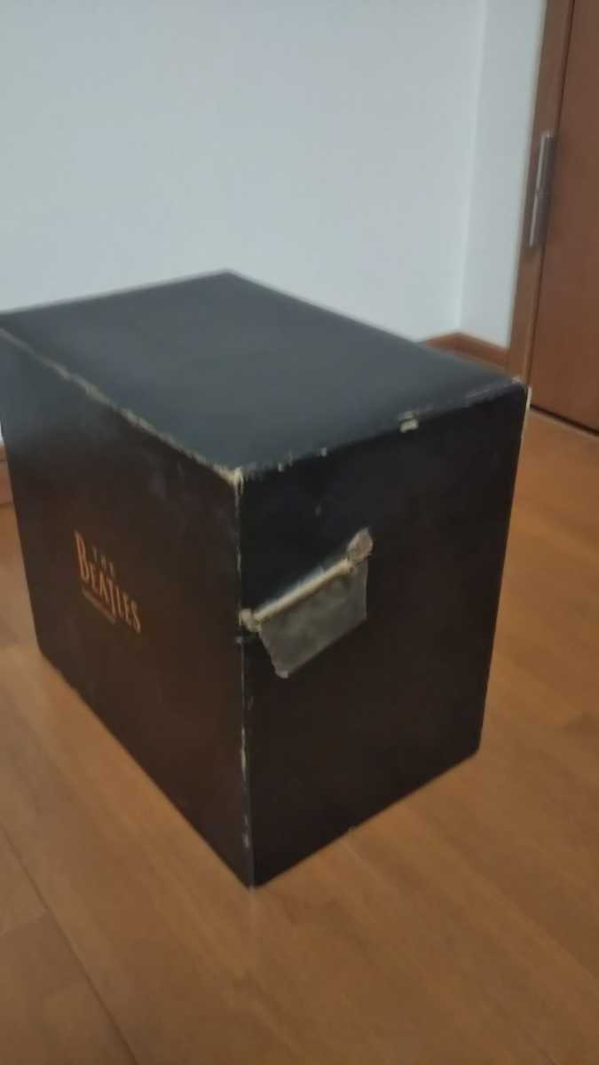 ビートルズ　マンスリーボックス　THE BEATLES MONTHLY BOX ザ・ビートルズ「 THE BEATLES MONTHLY BOX」60年代発行英国