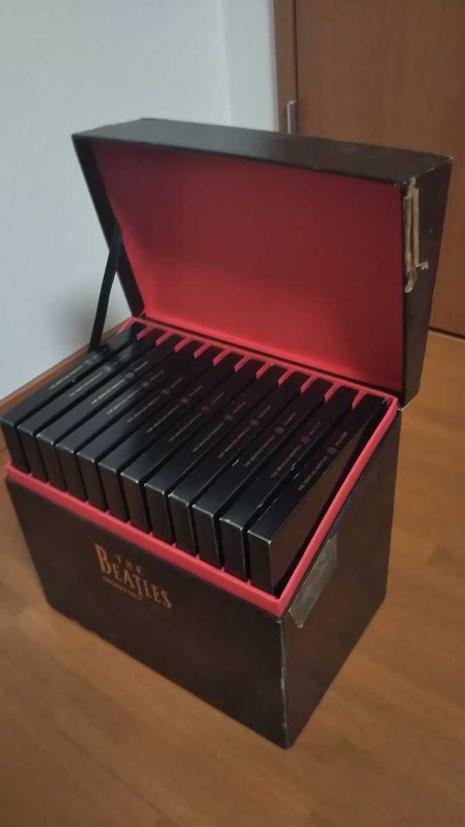 ザ・ビートルズ「 THE BEATLES MONTHLY BOX」60年代発行英国