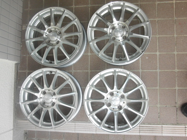 シュナイダー　ラピートＸ　15インチ 5.5J+45 PCD100/4穴