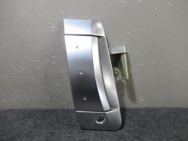 20068　Z33　フェアレディＺ　前期　純正　右ドアノブ　