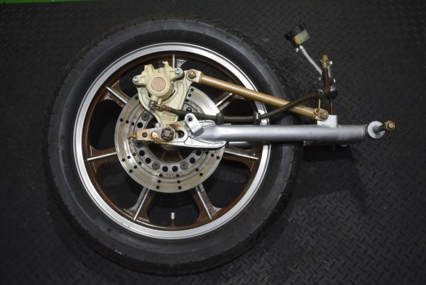 当時物 純正 Z550FX リアASSY 0126 検) Z400FX Z500FX Z400J 当時物
