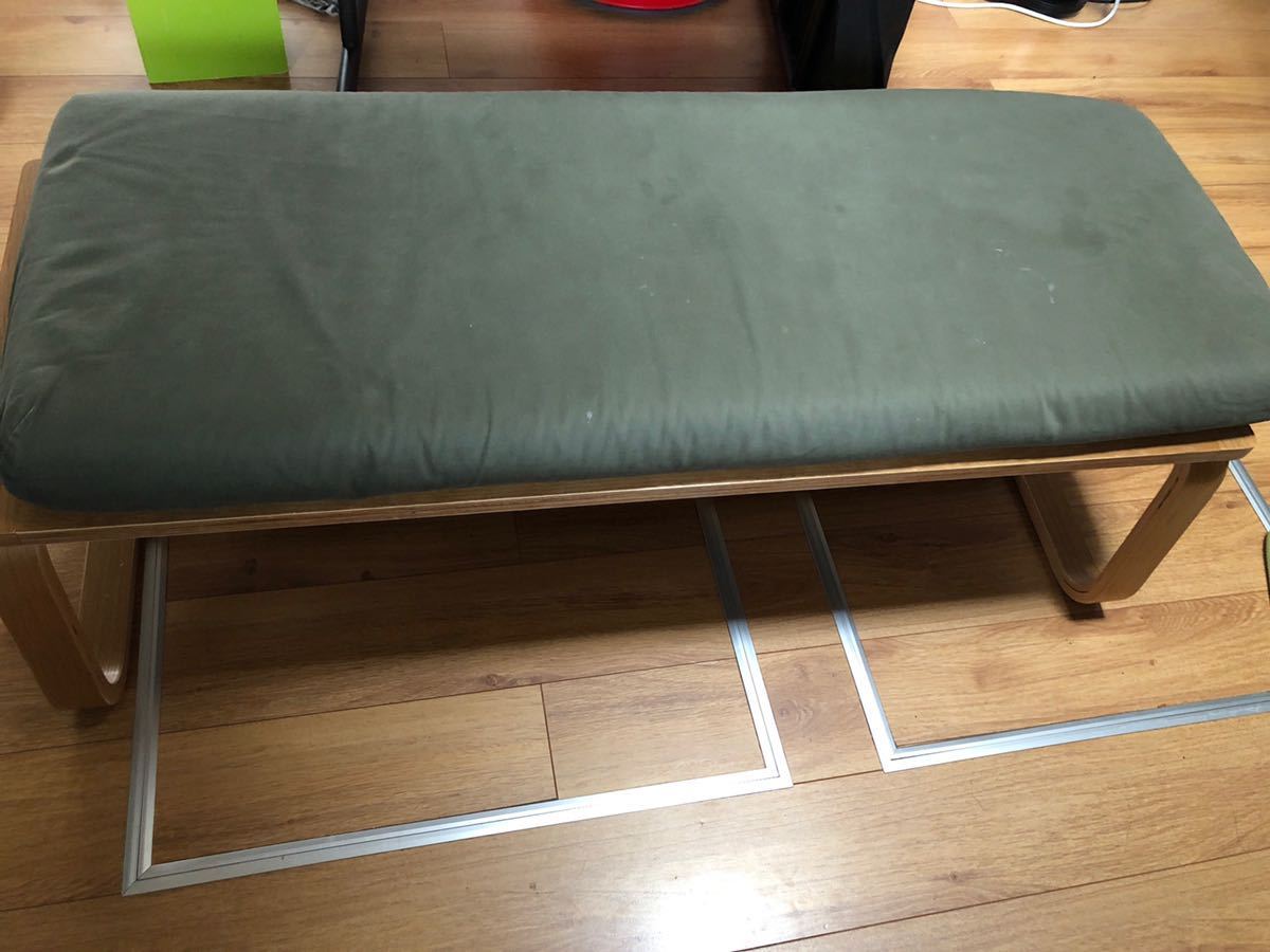 無印良品 MUJI | リビングでもダイニングでもつかえるベンチ・2