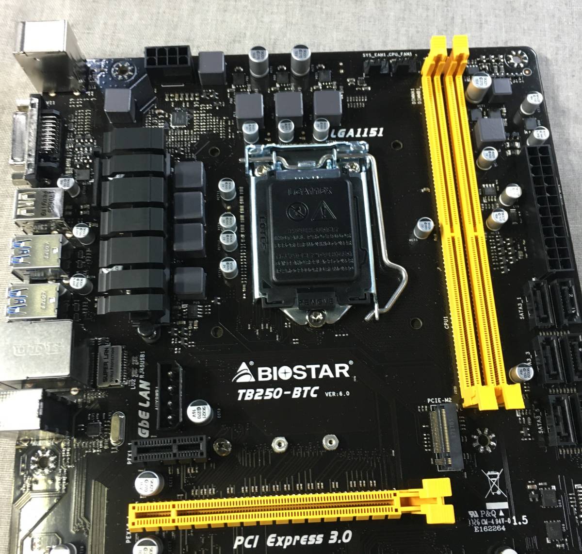 現状品 BIOSTAR Intel B250 チップセット搭載 ATXマザーボード TB250-BTC