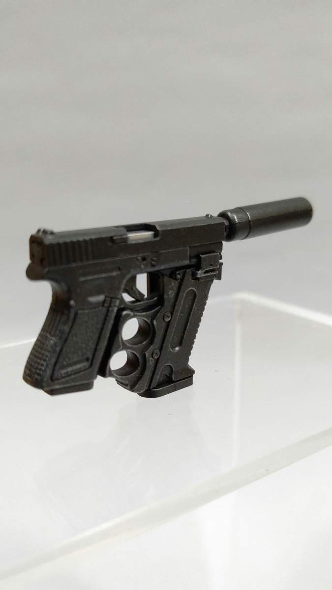 ホットトイズ 1/6 ロードブロック 【サイレンサー付ハンドガン 