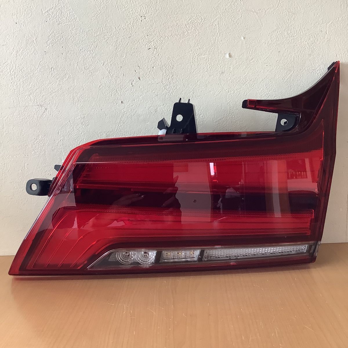 607 TOYOTA アルファード　アルファード　右　AGH30 AGH35 KOITO 58-79 アルファード トヨタ | Ｚ エグゼクティブラウンジの中古車 トヨタモビリティ滋賀