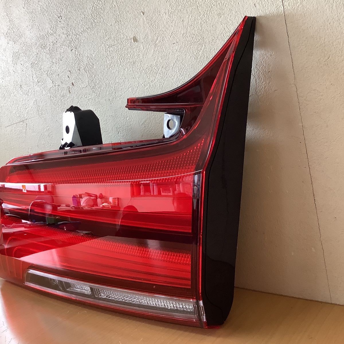 607 TOYOTA アルファード　アルファード　右　AGH30 AGH35 KOITO 58-79 アルファード トヨタ | Ｚ エグゼクティブラウンジの中古車 トヨタモビリティ滋賀