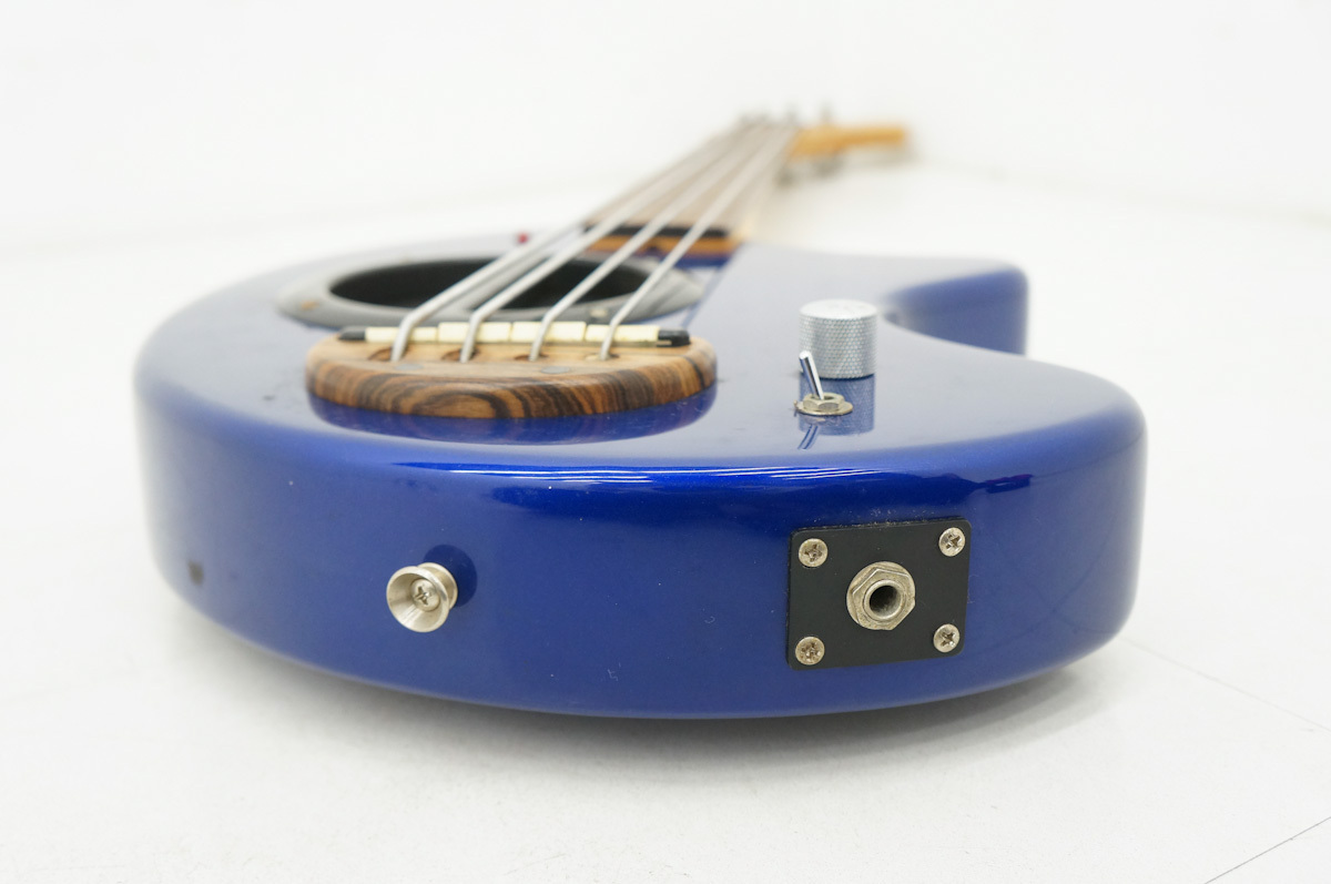 FERNANDES PIE-ZO ミニ エレキベース 9V電池駆動 スピーカー内蔵