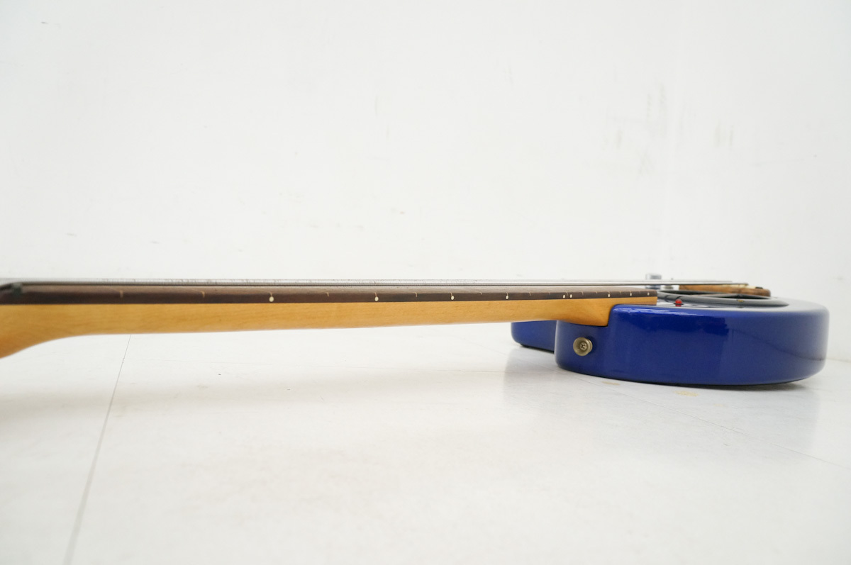 FERNANDES PIE-ZO ミニ エレキベース 9V電池駆動 スピーカー内蔵