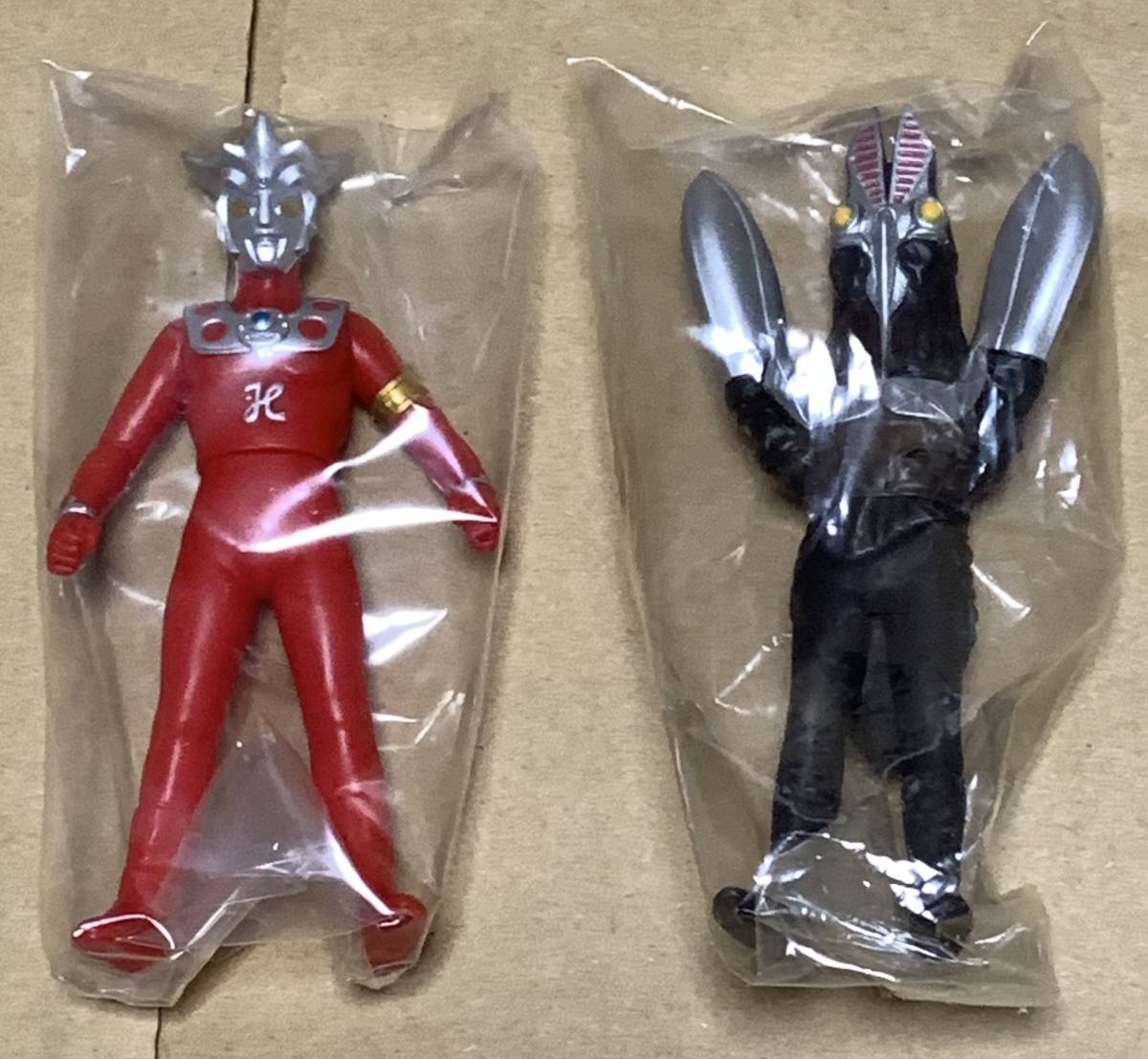 □ ウルトラマン ソフビ道 其の七 1ケース 全7種類+ダブり3個
