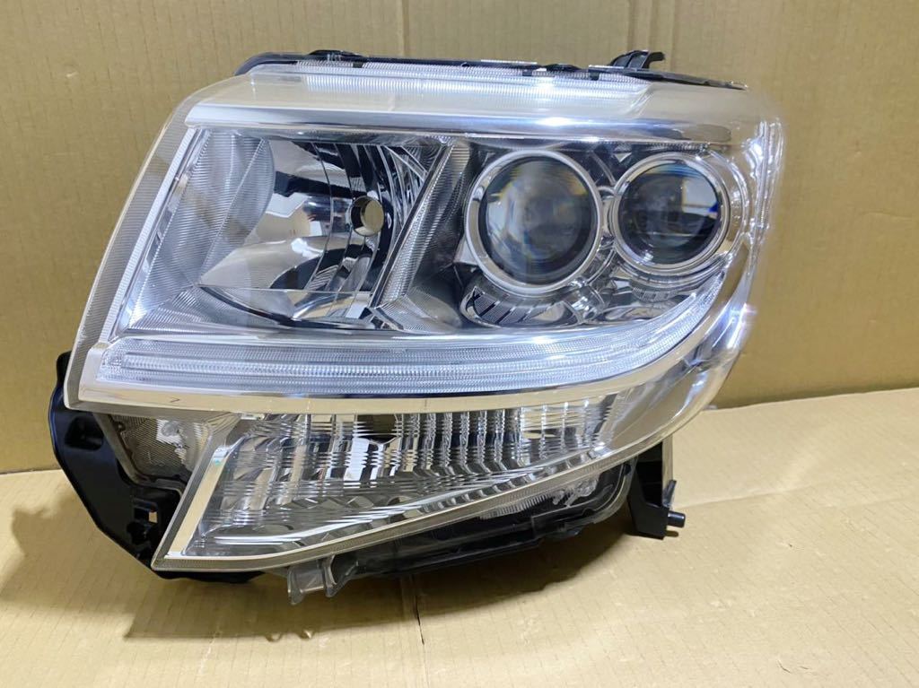 美品 ダイハツ タントカスタム 純正 LA600S/LA610S 左 LED ヘッド 