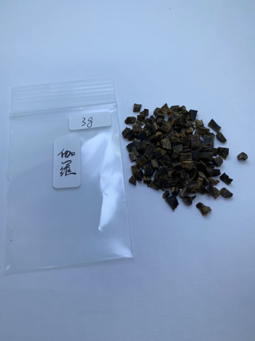 香木 伽羅】伽羅 刻み 3.033g 聞香用香木 六国五味☆香道 茶道｜沈香