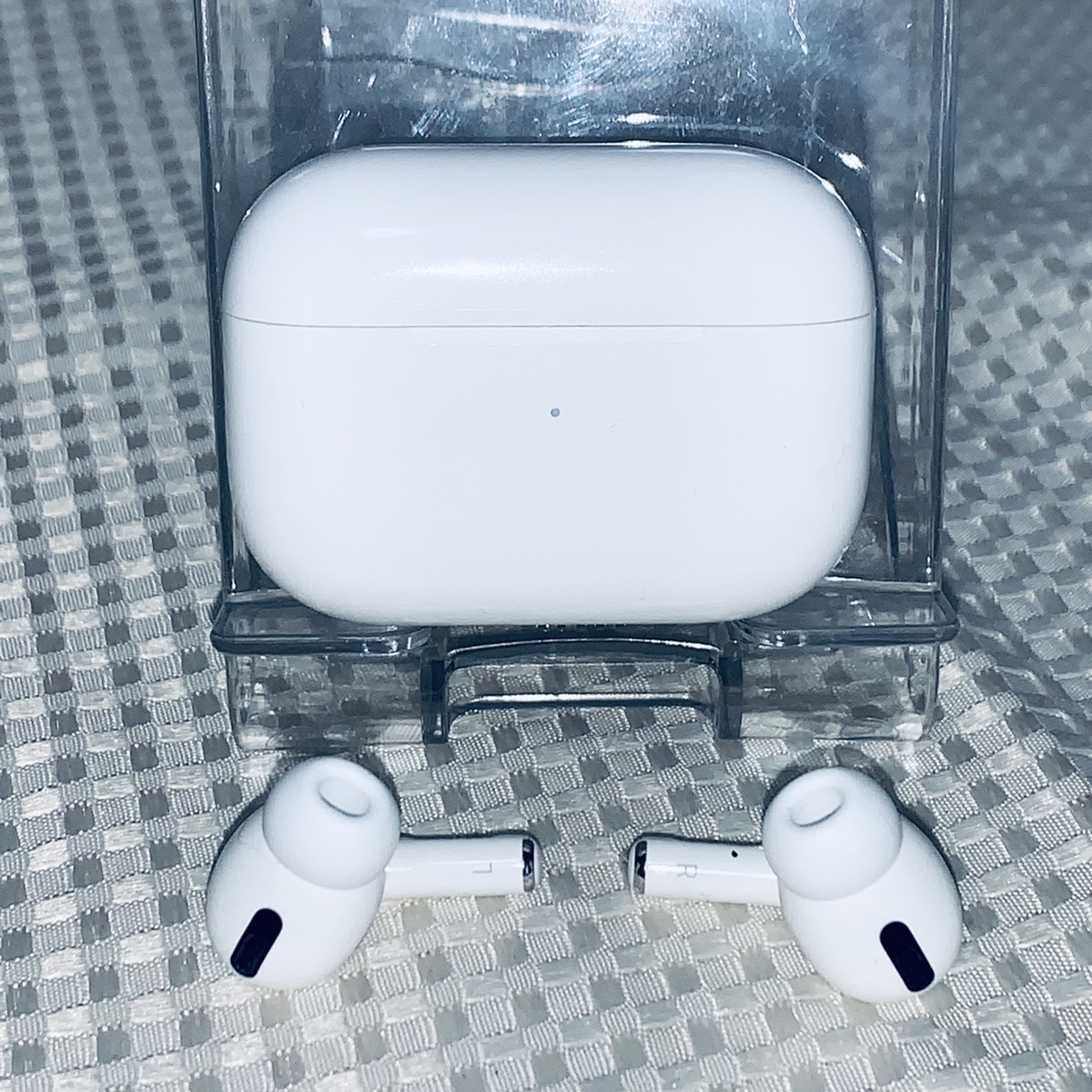Apple AirPods Pro エアーポッズプロ ワイヤレスイヤホン 右A2083 左