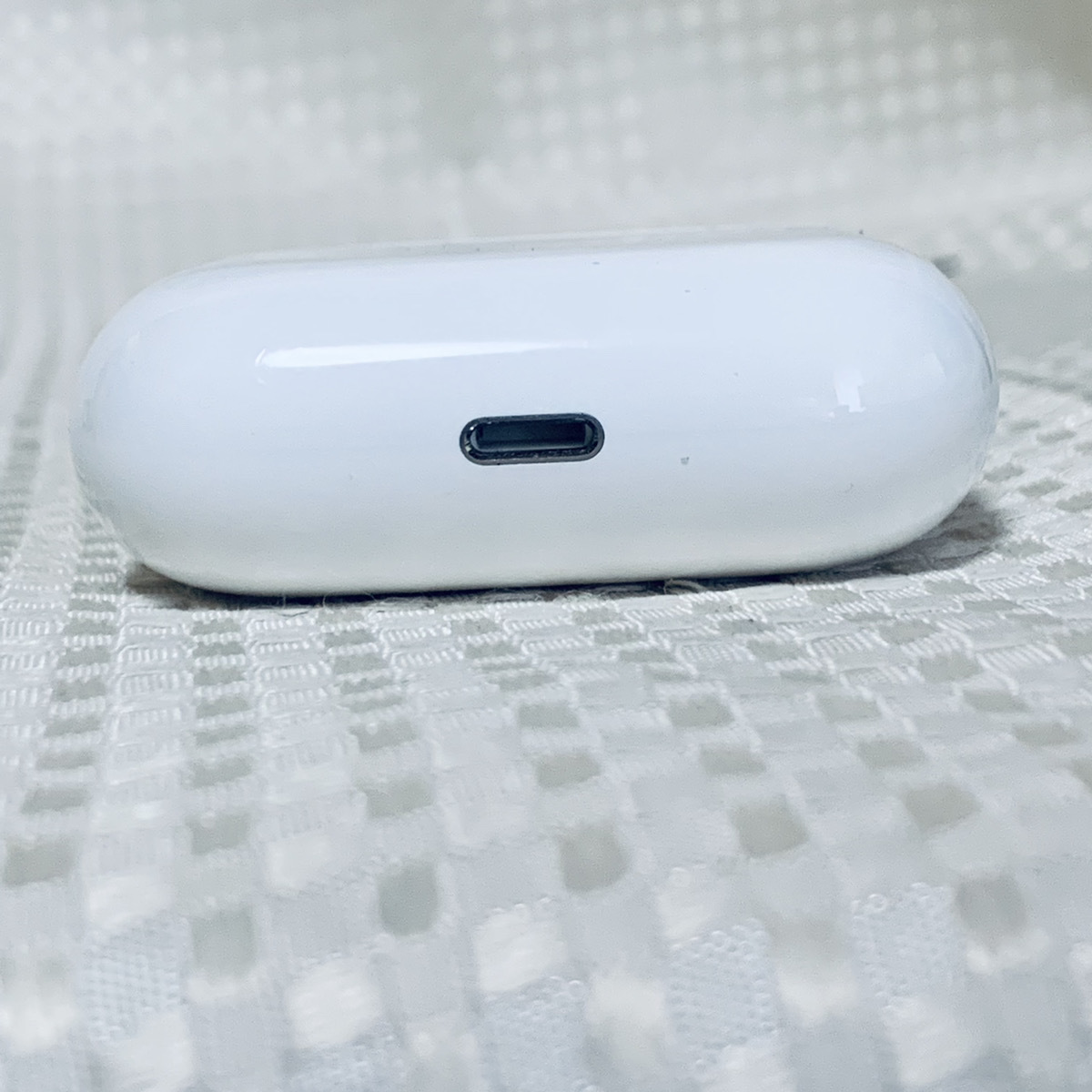 Apple AirPods Pro エアーポッズプロ ワイヤレスイヤホン 右A2083 左