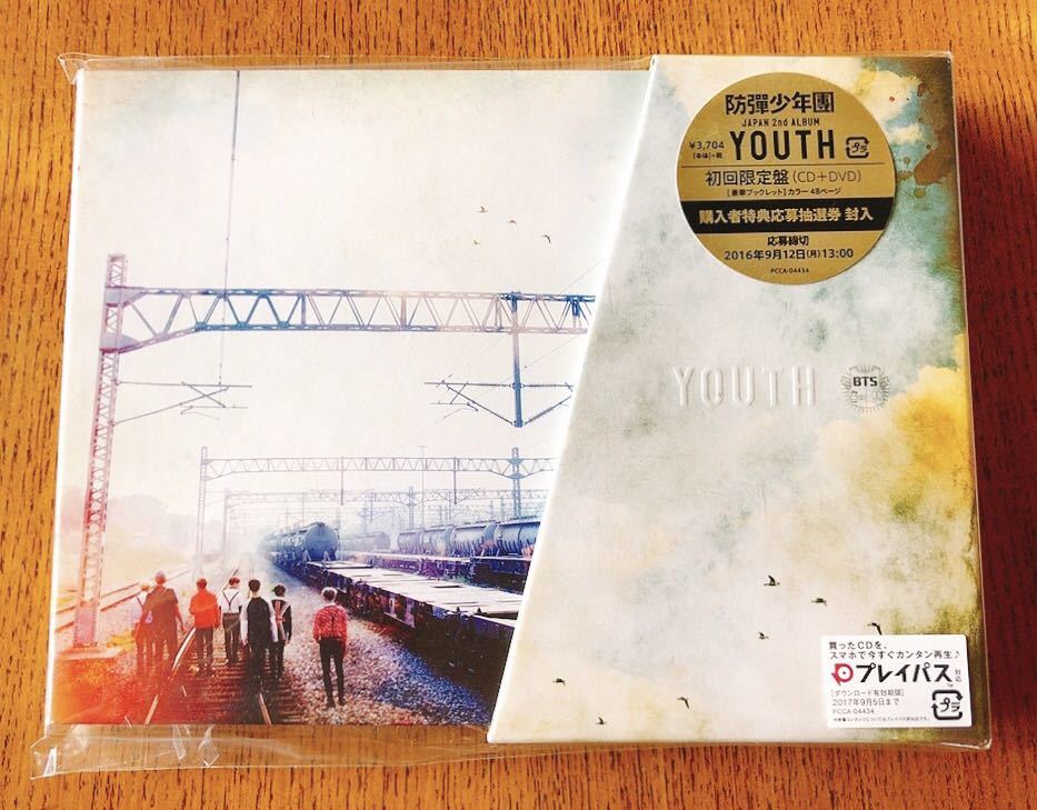 BTS 防弾少年団☆YOUTH 初回限定盤(CD＋DVD＋豪華ブックレット
