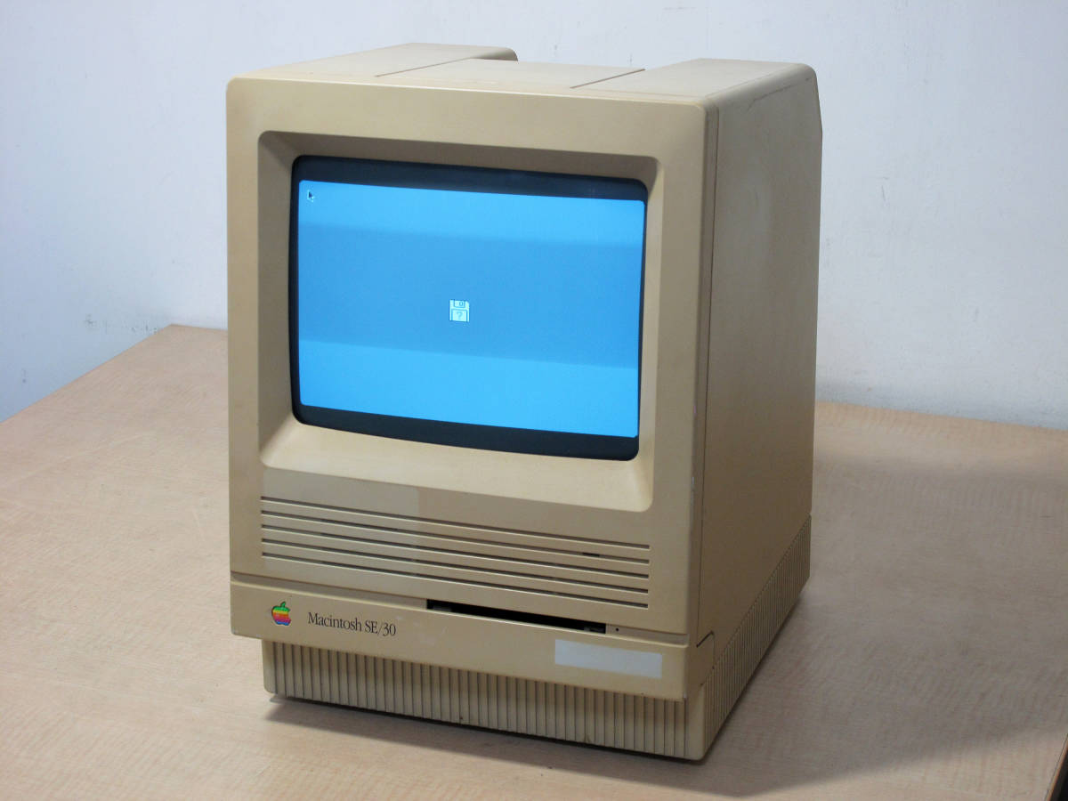 ディスプレイ・モニター 【ジャンク】動作品 Macintosh CRT カラー