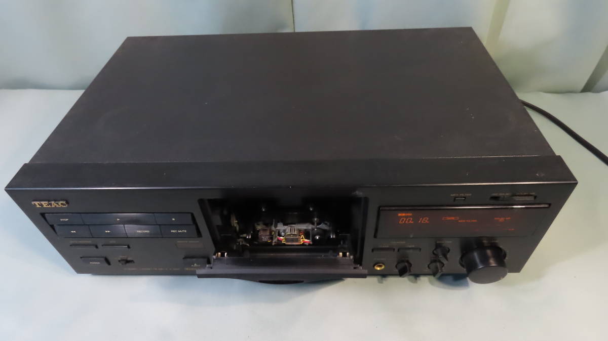 TEAC V-1010 動作品 OFCピンケーブル付 TEAC V-1010 動作品 OFCピン