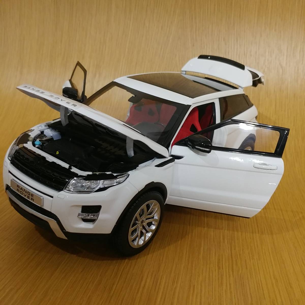 GT AUTOS 1/18 ランドローバー レンジローバー イヴォーク クーペ ダイ