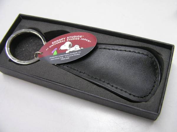 非売品 ニッセイ スヌーピーキーホルダー付靴べら本革 スヌーピー 売買されたオークション情報 Yahooの商品情報をアーカイブ公開 オークファン Aucfan Com