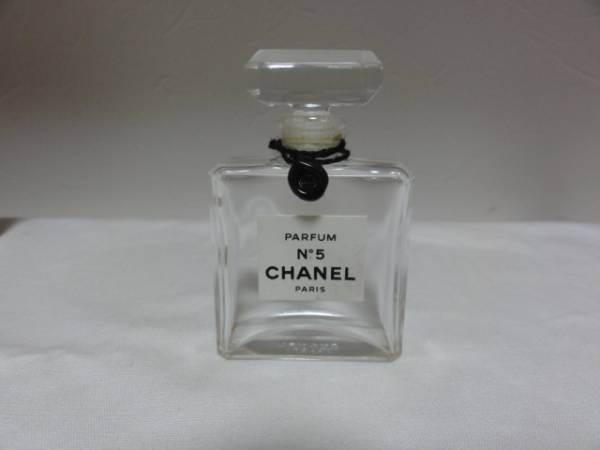 香水 空き瓶 シャネル No 5 その他 売買されたオークション情報 Yahooの商品情報をアーカイブ公開 オークファン Aucfan Com