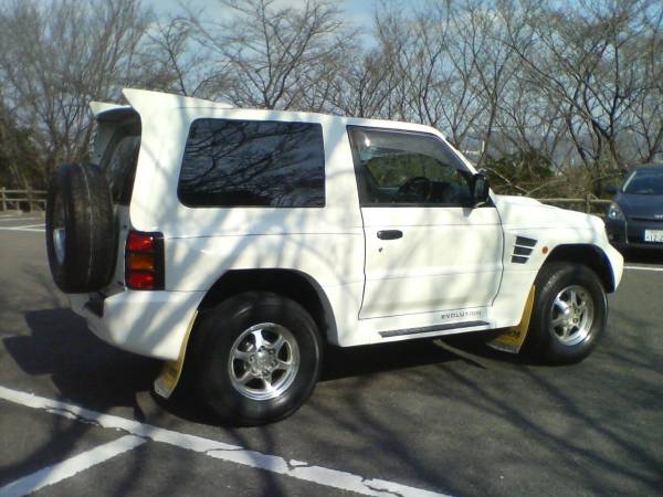 極上 パジェロエボリューション 白 ｍｔ 低走行車 パジェロ 売買されたオークション情報 Yahooの商品情報をアーカイブ公開 オークファン Aucfan Com