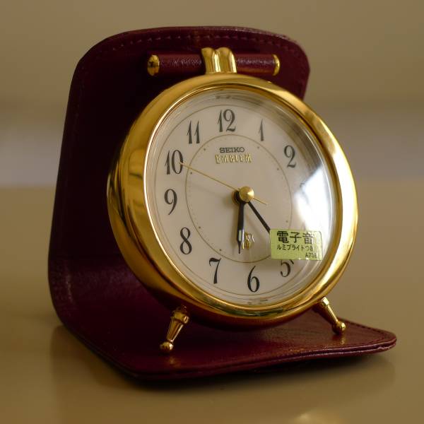 Seiko セイコー Emblem 目覚まし時計 携帯用 Hr556r 品 目覚し時計 売買されたオークション情報 Yahooの商品情報をアーカイブ公開 オークファン Aucfan Com