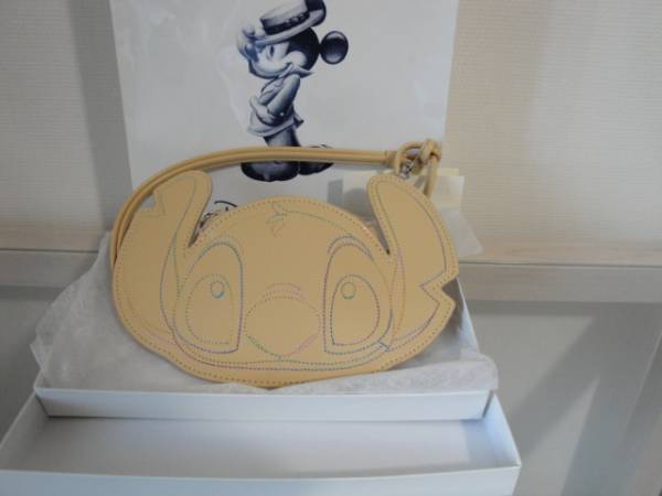 ディズニー ミラコスタ キタムラ スティッチの財布小銭入れ 財布 売買されたオークション情報 Yahooの商品情報をアーカイブ公開 オークファン Aucfan Com