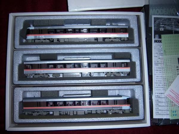 Modemo Ho 1 特急形直流電車 373系 3セット ムーンライトながら Jr 国鉄車輌 売買されたオークション情報 Yahooの商品情報をアーカイブ公開 オークファン Aucfan Com
