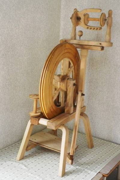 糸紡ぎ車 糸車 足踏み アンティーク 検 アシュフォード 編物 売買されたオークション情報 Yahooの商品情報をアーカイブ公開 オークファン Aucfan Com