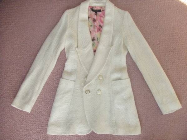 リエンダ 裏地花柄ツイードジャケットコート白riendadurassly コート 売買されたオークション情報 Yahooの商品情報をアーカイブ公開 オークファン Aucfan Com