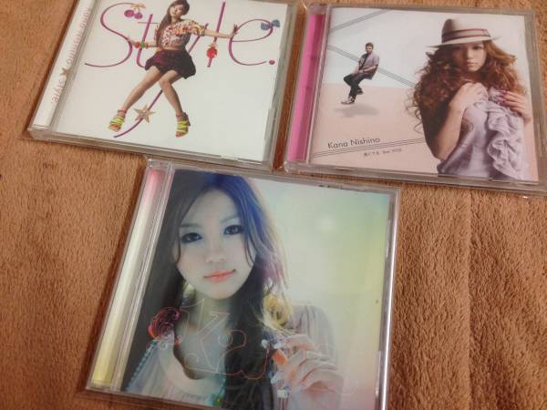 西野カナ 初期シングル3枚 Style Glowly Days 遠くても その他 売買されたオークション情報 Yahooの商品情報をアーカイブ公開 オークファン Aucfan Com