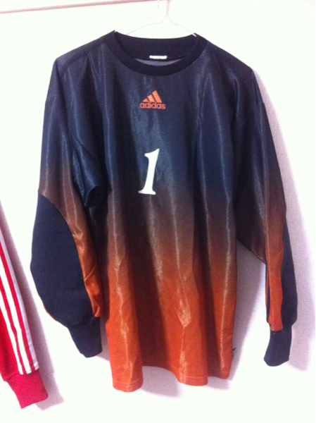 Adidas Gk ユニフォーム カシジャス オリバーカーン 練習着 ゴールキーパー用 売買されたオークション情報 Yahooの商品情報をアーカイブ公開 オークファン Aucfan Com