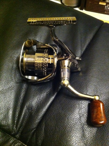 シマノ ミレニアムステラ 2500ss 花梨ノブカスタム シマノ 売買されたオークション情報 Yahooの商品情報をアーカイブ公開 オークファン Aucfan Com