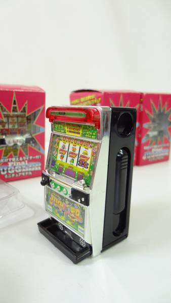 ｇｏｇｏランプが光る筐体型ジャグラーライター ６種 その他 売買されたオークション情報 Yahooの商品情報をアーカイブ公開 オークファン Aucfan Com