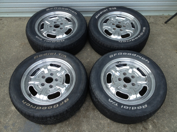 Mooneyesスピードマスター 15 6j 114 3 5穴 グッドリッチ付格安 ラジアルタイヤ 売買されたオークション情報 Yahooの商品情報をアーカイブ公開 オークファン Aucfan Com