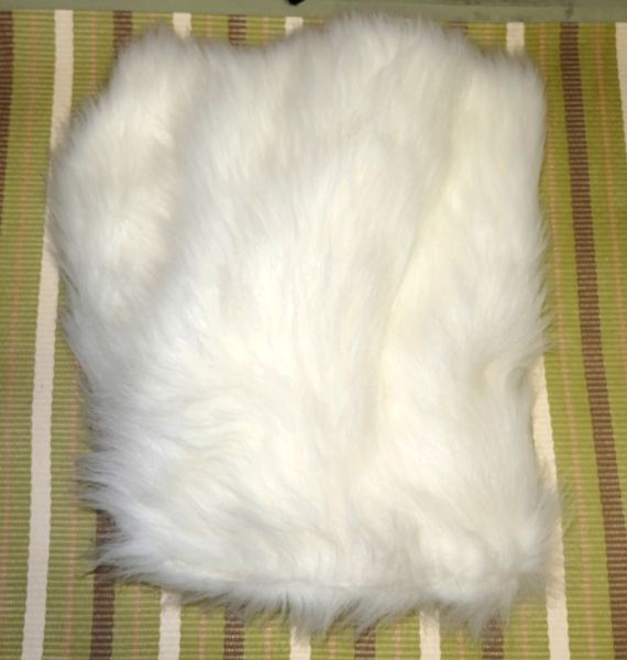 切o5 白ふわふわ動物の毛足長い毛ファー風 洋裁素材布 ボア フェイクファー 売買されたオークション情報 Yahooの商品情報をアーカイブ公開 オークファン Aucfan Com