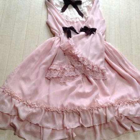 イノセントワールド 姫袖クラシカルドールアリスワンピース ワンピース 売買されたオークション情報 Yahooの商品情報をアーカイブ公開 オークファン Aucfan Com