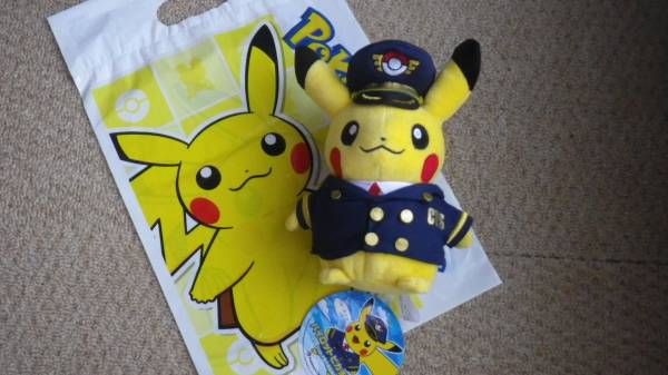 新千歳空港 限定 パイロット ピカチュウ ぬいぐるみ ポケモン ポケットモンスター 売買されたオークション情報 Yahooの商品情報をアーカイブ公開 オークファン Aucfan Com