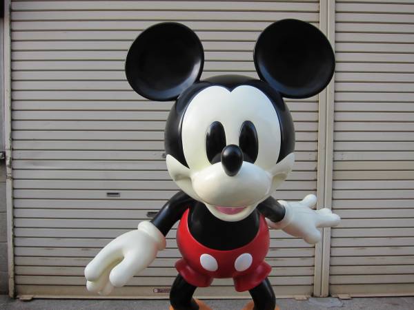身長135cm 等身大ミッキーマウス フィギュア ミッキーマウス 売買されたオークション情報 Yahooの商品情報をアーカイブ公開 オークファン Aucfan Com