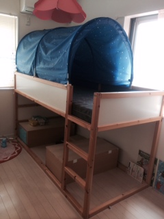 Ikea 子供二段ベッド Kura 青星テント付 マットレス付 Ikea イケア 売買されたオークション情報 Yahooの商品情報をアーカイブ公開 オークファン Aucfan Com