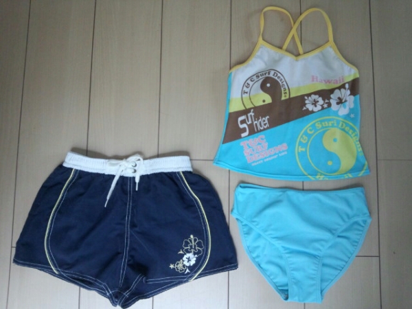 ヤマトヤ 女の子子供水着 150センチ 3p水色 ズボン付 水着 売買されたオークション情報 Yahooの商品情報をアーカイブ公開 オークファン Aucfan Com
