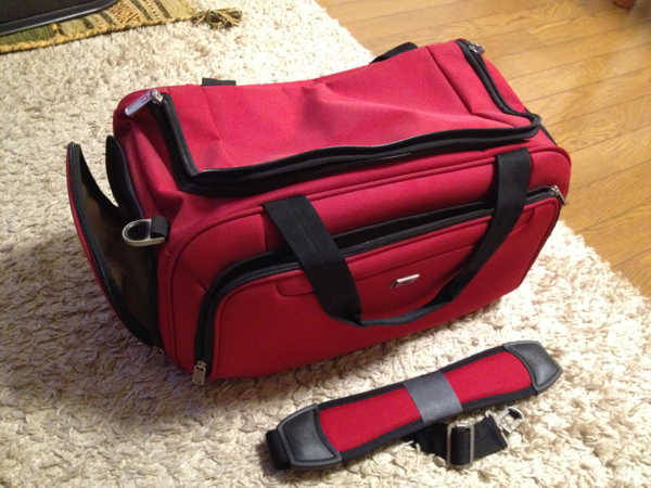 ビクトリノックス Victorinox ボストンバッグ 赤 ボストンバッグ 売買されたオークション情報 Yahooの商品情報をアーカイブ公開 オークファン Aucfan Com