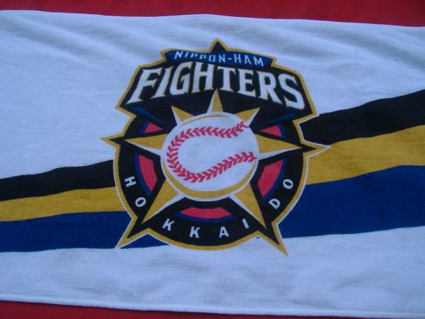 北海道 日ハムファイターズ ロゴ入りスポーツタオル フェイスタオル 売買されたオークション情報 Yahooの商品情報をアーカイブ公開 オークファン Aucfan Com