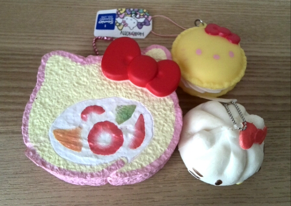 ハローキティ マスコット やわらか スクイーズ 3個 ロールケーキ ハローキティ 売買されたオークション情報 Yahooの商品情報をアーカイブ公開 オークファン Aucfan Com