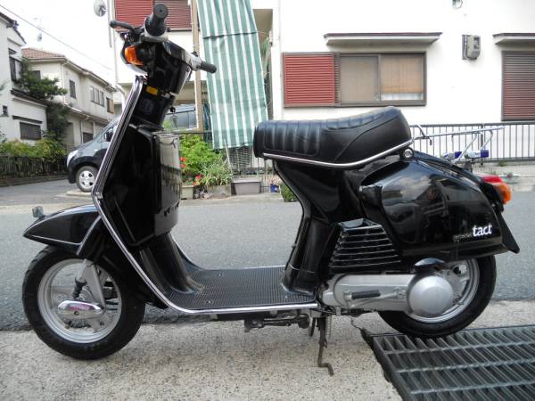 Honda tact ab07