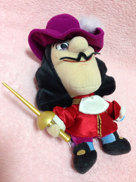 ディズニー ピーターパン フック船長ぬいぐるみ22センチ ピーターパン 売買されたオークション情報 Yahooの商品情報をアーカイブ公開 オークファン Aucfan Com