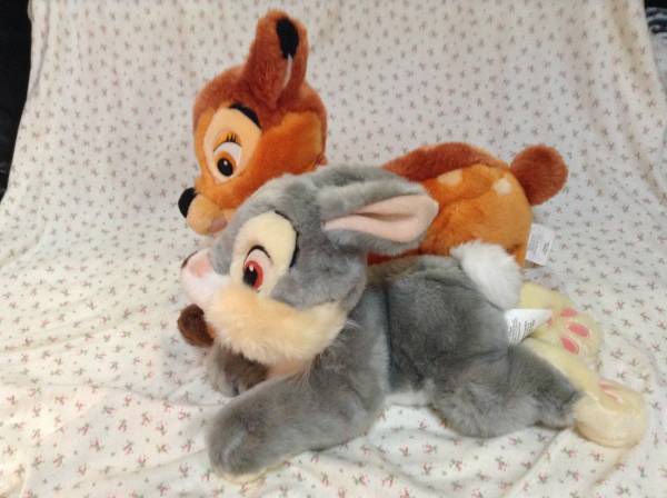 ディズニーstore限定 バンビ とんすけ ぬいぐるみ バンビ 売買されたオークション情報 Yahooの商品情報をアーカイブ公開 オークファン Aucfan Com