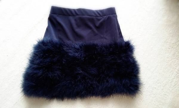 Lilybrown リリーブラウン 風紺フェザーファースカートfms Mサイズ 売買されたオークション情報 Yahooの商品情報をアーカイブ公開 オークファン Aucfan Com