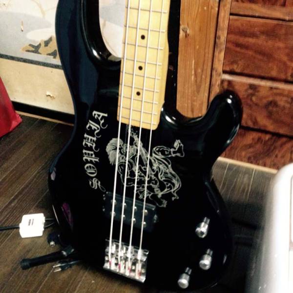 River Head Rgb 98 黒柳能生モデル エレキベース本体 売買されたオークション情報 Yahooの商品情報をアーカイブ公開 オークファン Aucfan Com