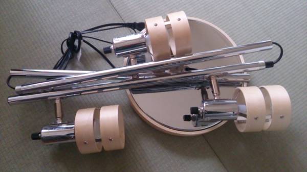 ニトリ フロアランプ ウッドリング2 046f Dbr フロアライト フロアスタンド 売買されたオークション情報 Yahooの商品情報をアーカイブ公開 オークファン Aucfan Com