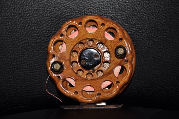 ヘチリール タイコリール 木製リール 重利作 黒鯛リール チヌ用 売買されたオークション情報 Yahooの商品情報をアーカイブ公開 オークファン Aucfan Com